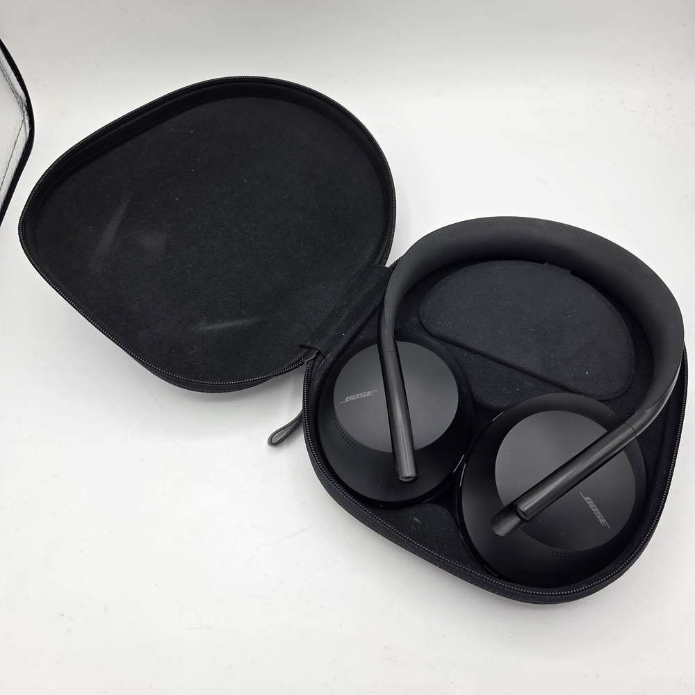 BOSE Wireless Bluetooth Noise Cancelling Headphones Adjustable Black